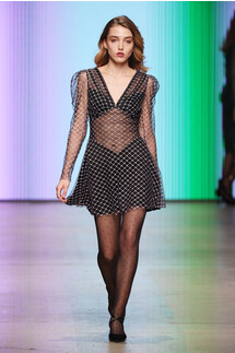 Yasya Minochkina Fall 2019 Ready-to-Wear / Yasya Minochkina осень-зима 2019 / Неделя моды: Москва